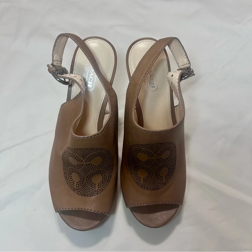 Coach Jade Beige Leather Wedge Sandals.8B - Picture 7 of 16